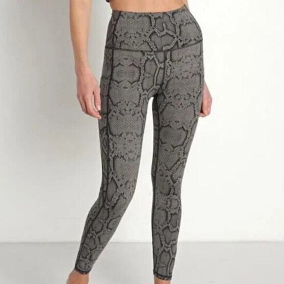 Varley Let's Go Pocket 25" Legging Snake Print Size S - Picture 3 of 8
